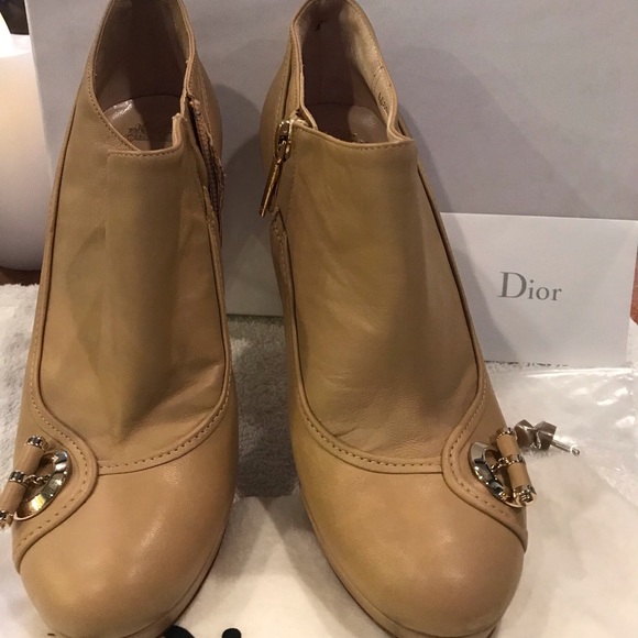 High heels booties - Picture 7 of 13